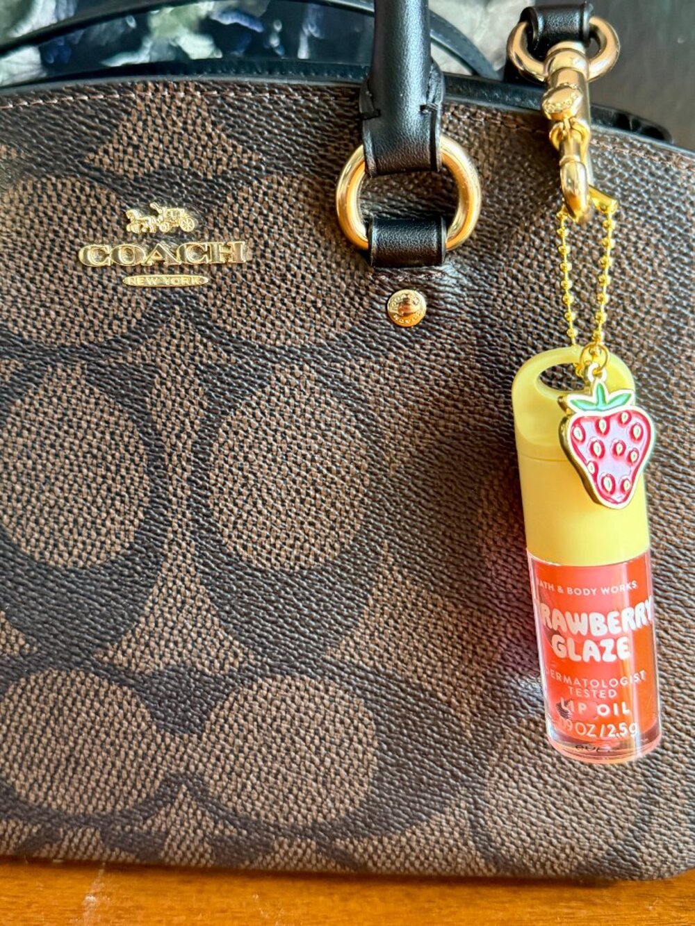 NEW Lip Oil Strawberry Glaze Bath & Body Works